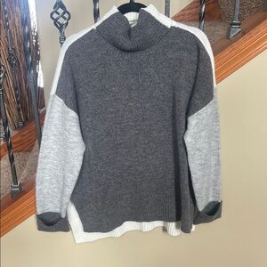 Tribal Two-Tone Knit Sweater in Black & Cream